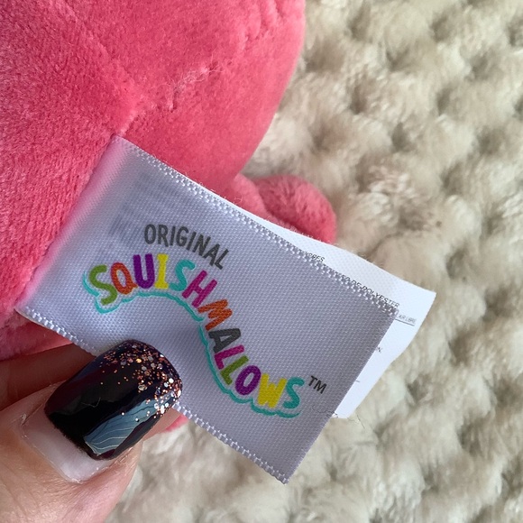 Squishmallows Lorono Lobster Plush Toy - Picture 6 of 7